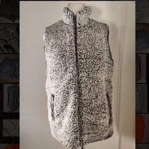 Grey teddy vest